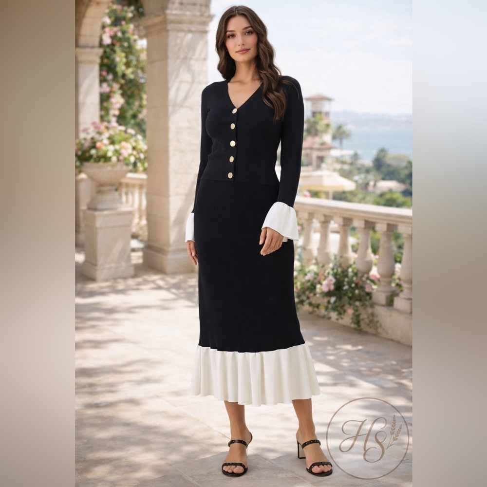 Chic Contrast Knit 2-Piece Skirt Set Gold Buttons Size Small